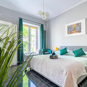 Stylish In The Heart Of The City. Apartamento